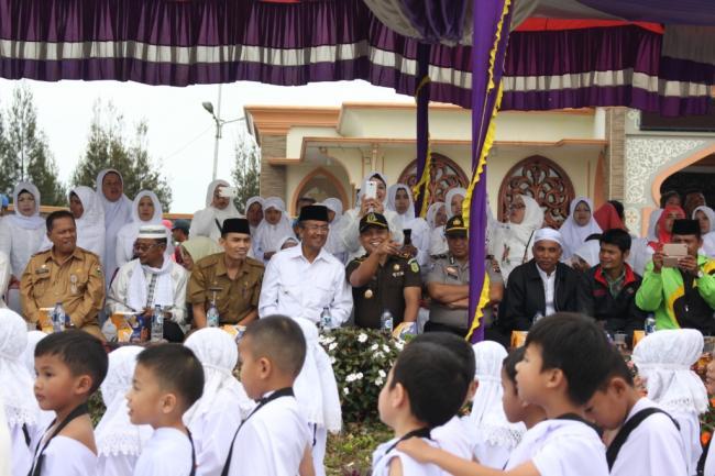 1.450 Murid TK Kecamatan Lembah Gumanti Melaksanakan Manasih Haji 