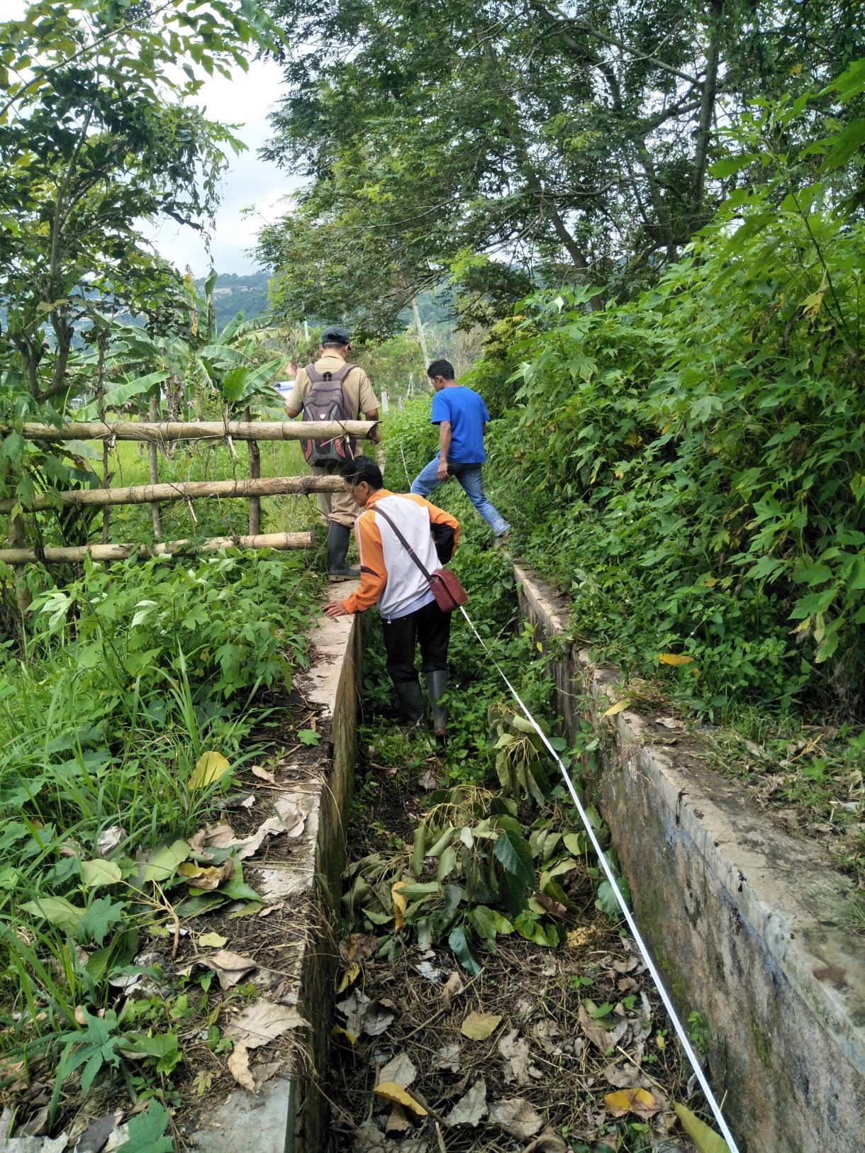 Survey dan Pengukuran Rehabilitasi Jaringan Irigasi Bdr. Pompa I